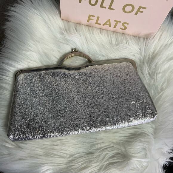 1192. Silver Clutch with Metal Kiss Lock - Picture 1 of 7